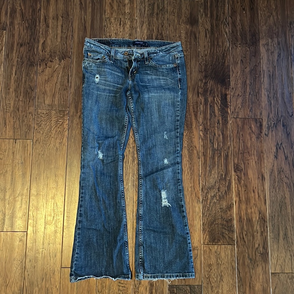 Womens Levi's super low 518 jeans